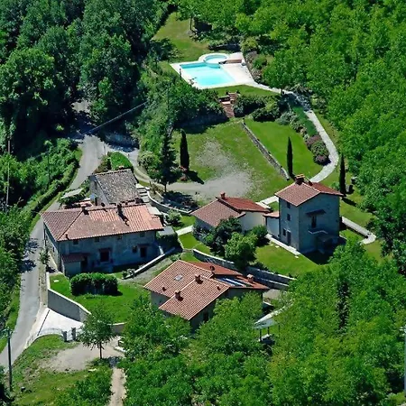 Podere La Casaccia ファームステイ ポッピ